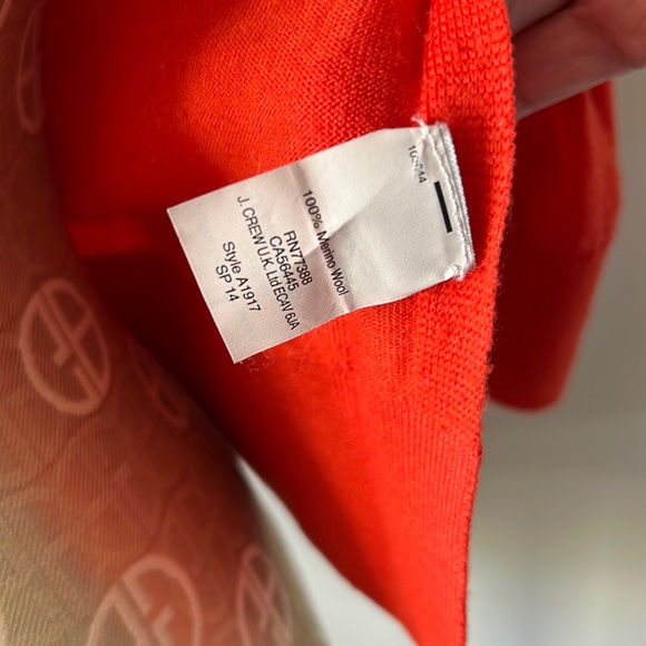 EUC JCrew Whisper Crewneck Sweater - Picture 10 of 10